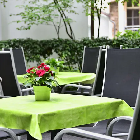 Ξενοδοχείο Garden 3*