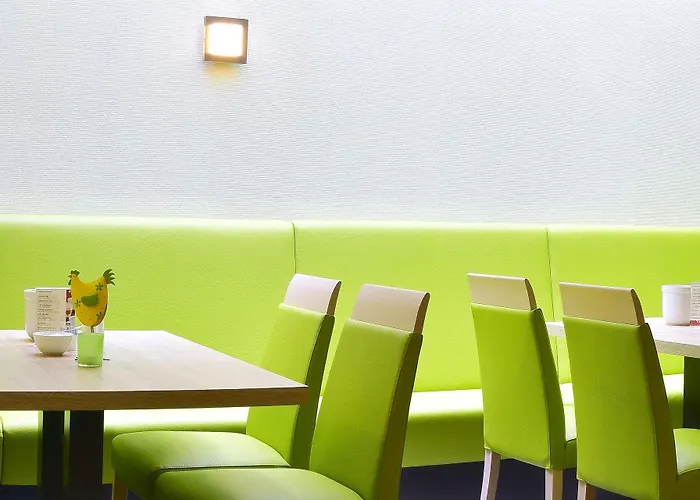 Отель Garden 3*